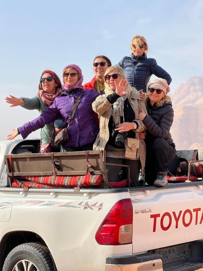 Wadi Rum Sunset Camp Exterior foto