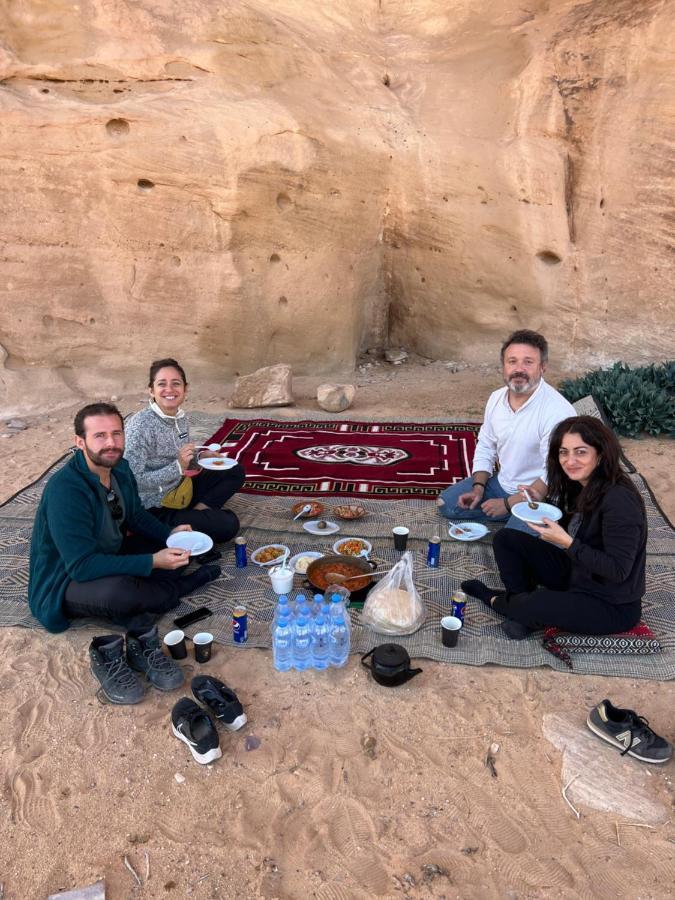 Wadi Rum Sunset Camp Exterior foto